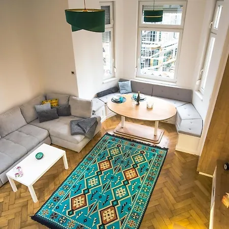 Tgi Apartment *